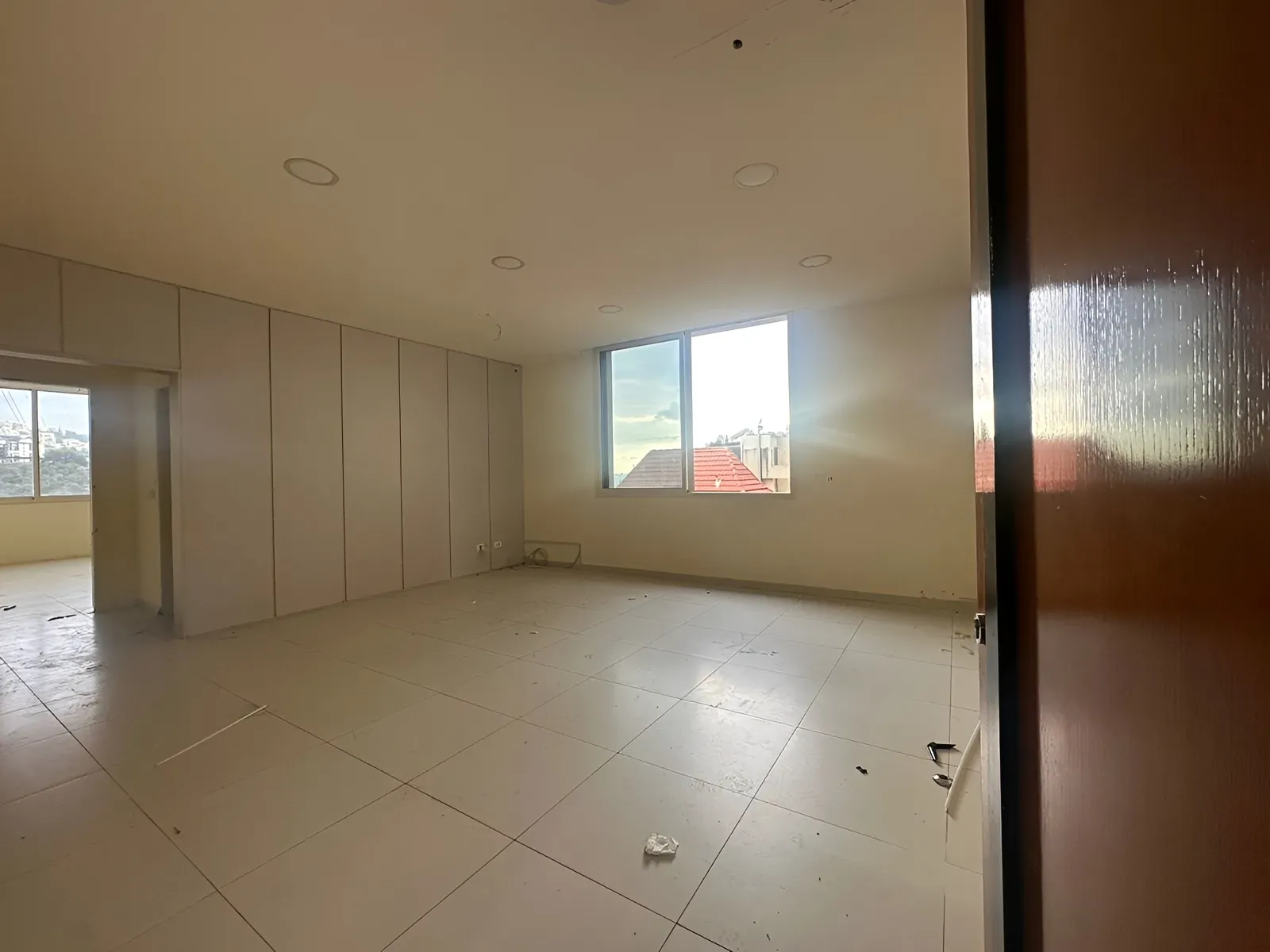 Office for rent in Antelias