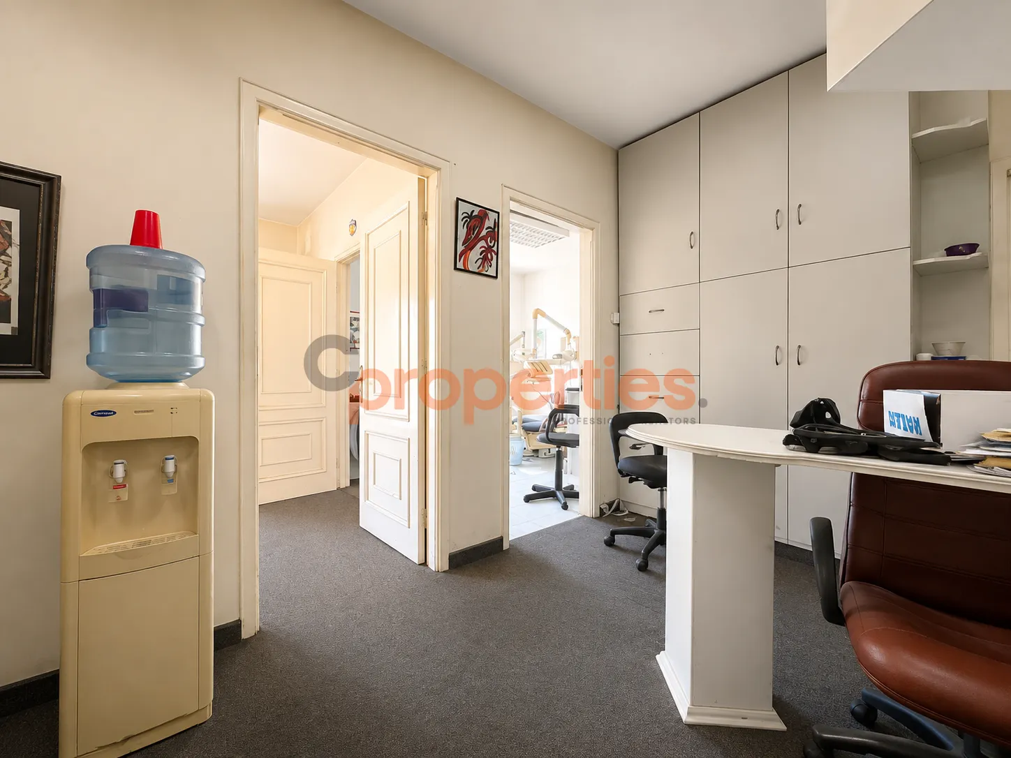 Office for Sale in Ain Al Mraiseh