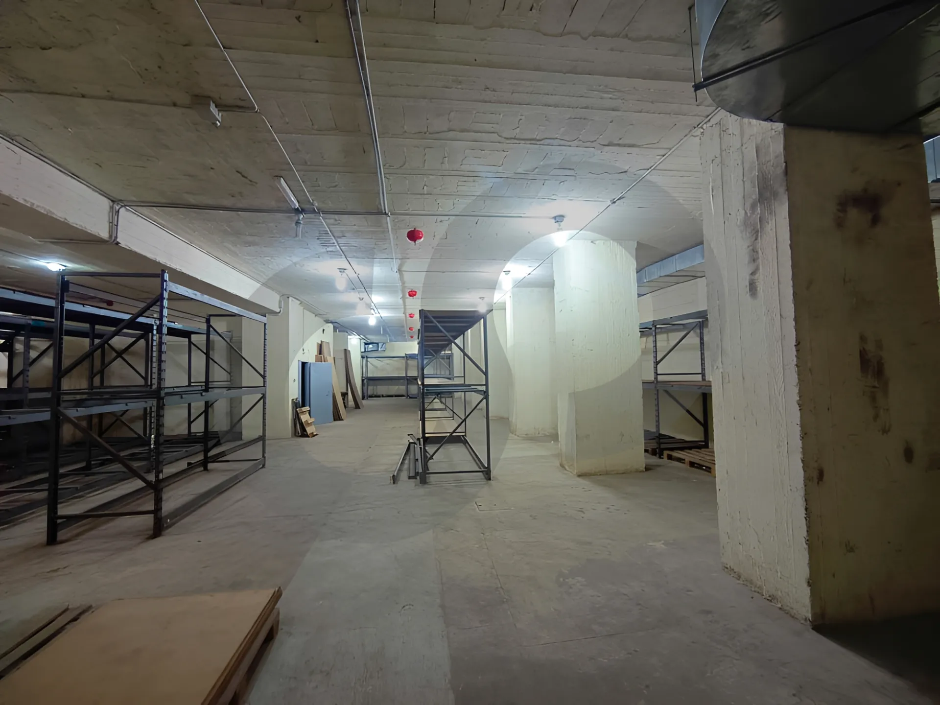 Warehouse for Rent in Jnah