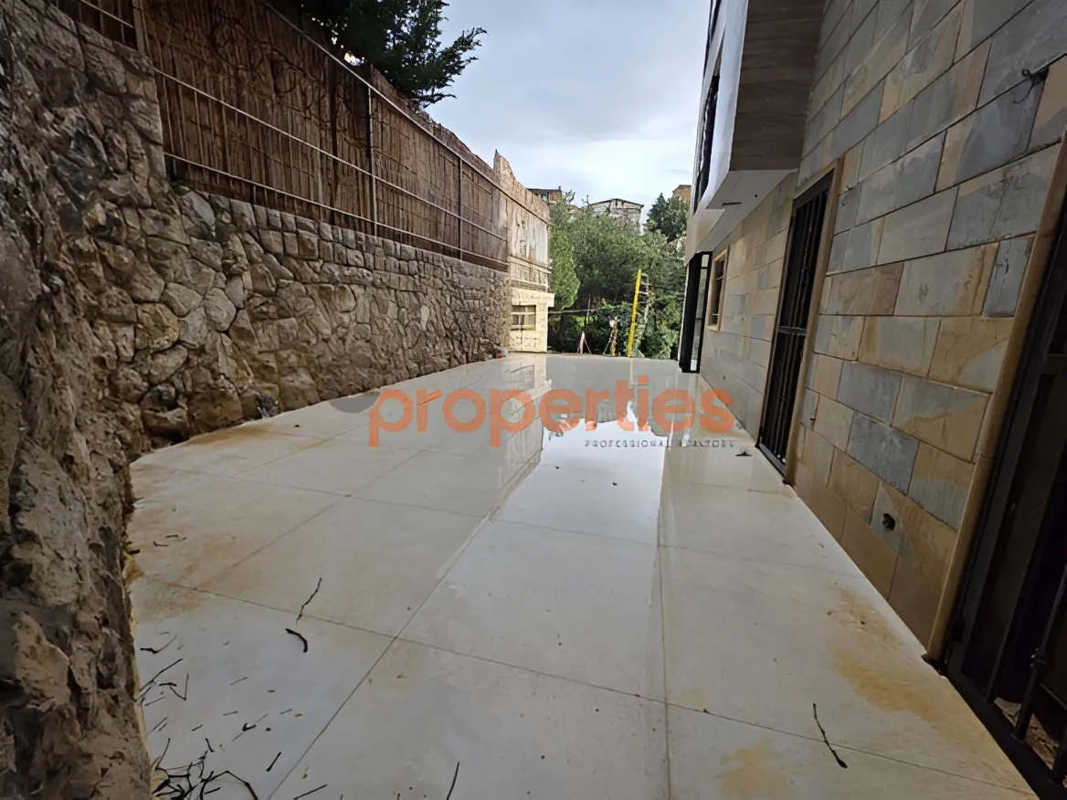 Apartment for Sale in Baabdat - 3 bed, 5 bath