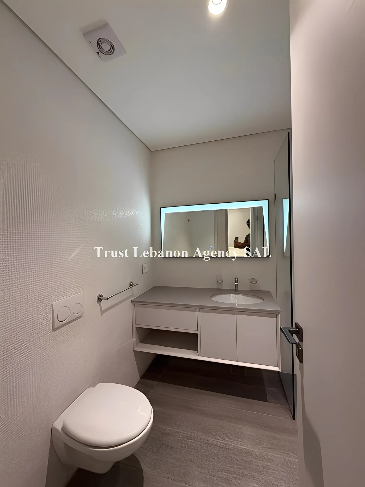 Apartment for Rent in Ashrafieh Beirut Lebanon - 2 bed, 2 bath