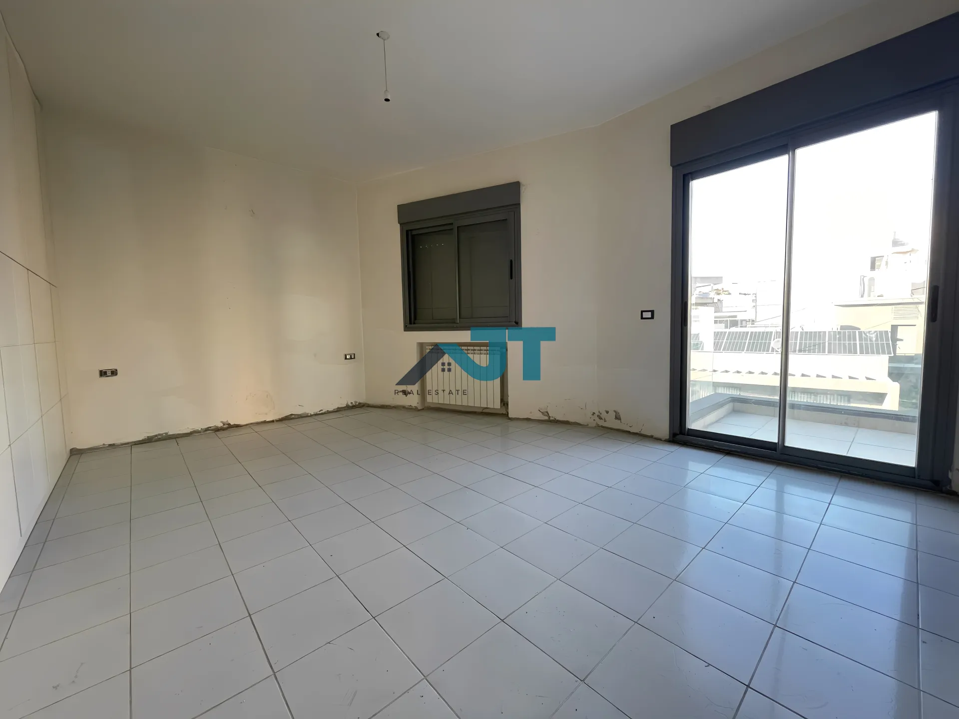 Apartment for Rent in Sioufi