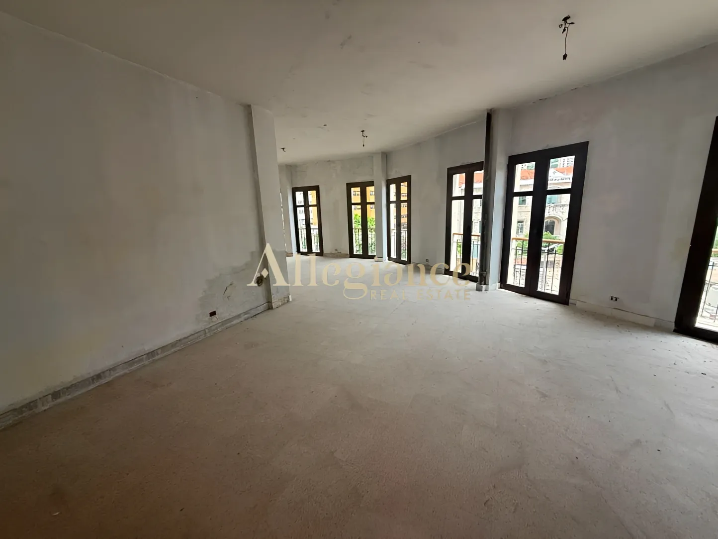 Office for rent in Jounieh, Lebanon