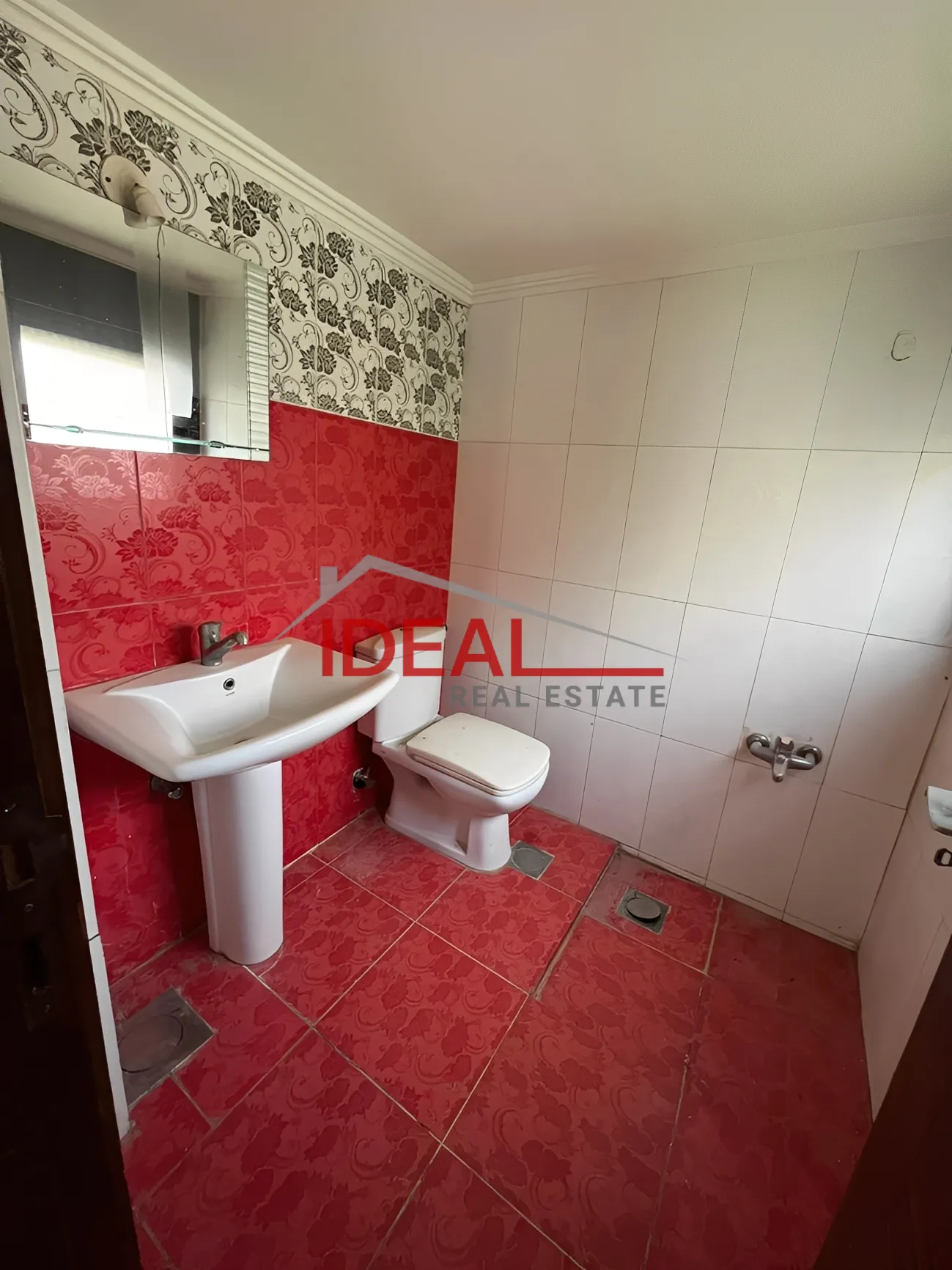 Apartment for Sale in Hosrayel, Lebanon