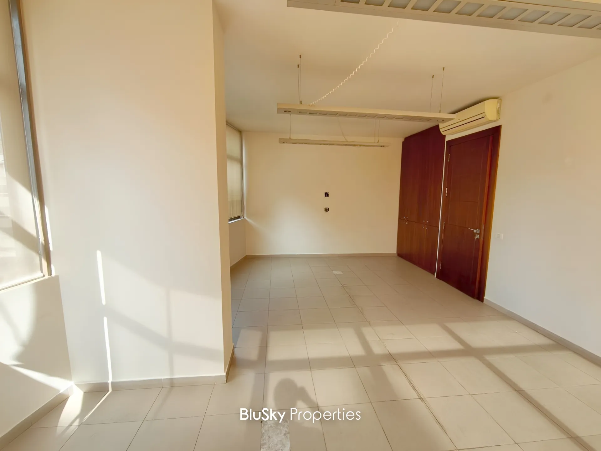 Office for rent in Jal El Dib