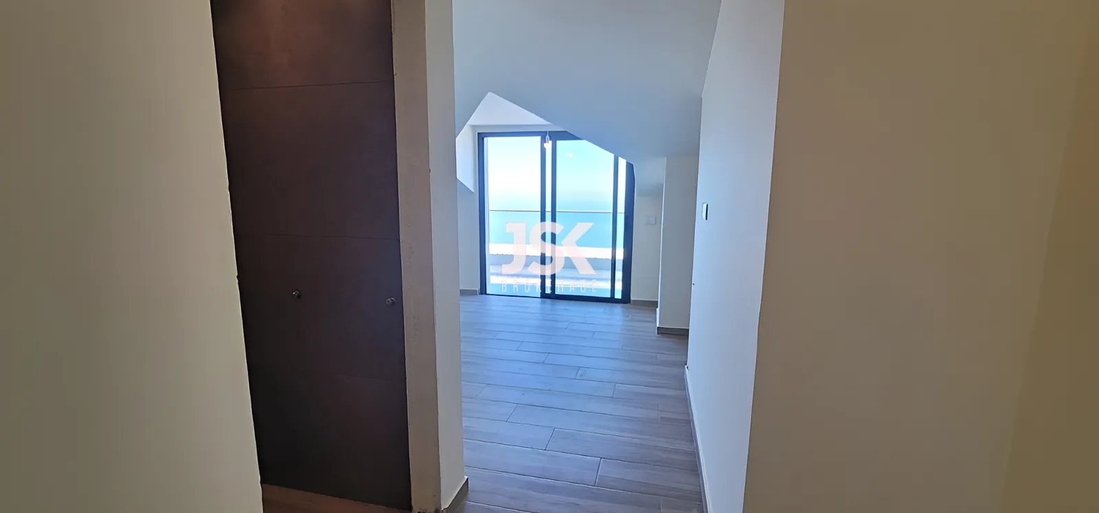 Apartment for Sale in Aachqout - 3 bed, 4 bath