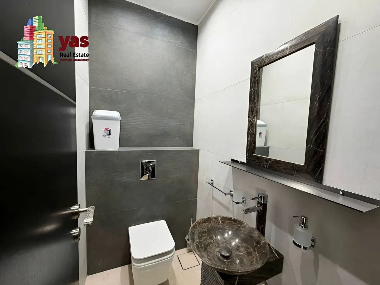 Apartment for Sale in Ballouneh