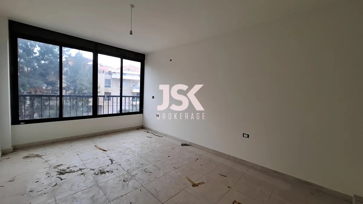 Apartment for Sale in Aamchit, Lebanon - 3 bed, 3 bath