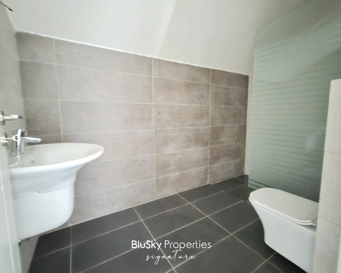 Apartment for sale in Mansourieh, lebanon