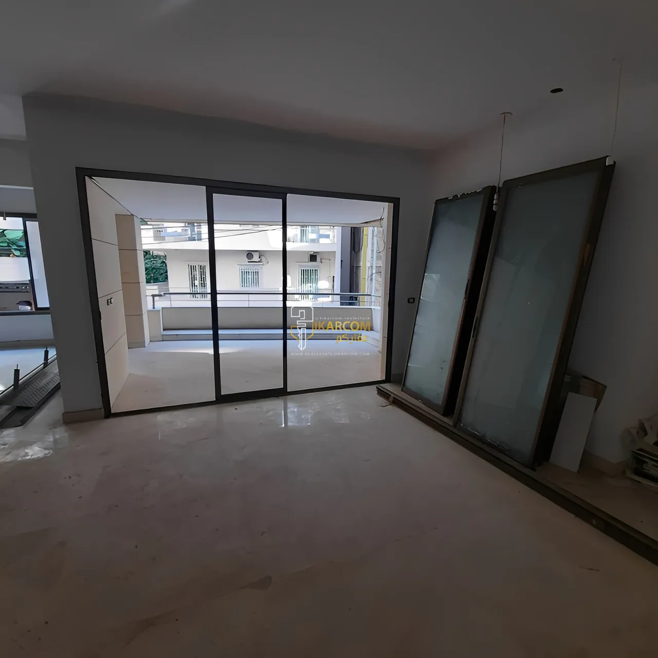 Apartment for Sale in Achrafieh - 3 bed, 4 bath