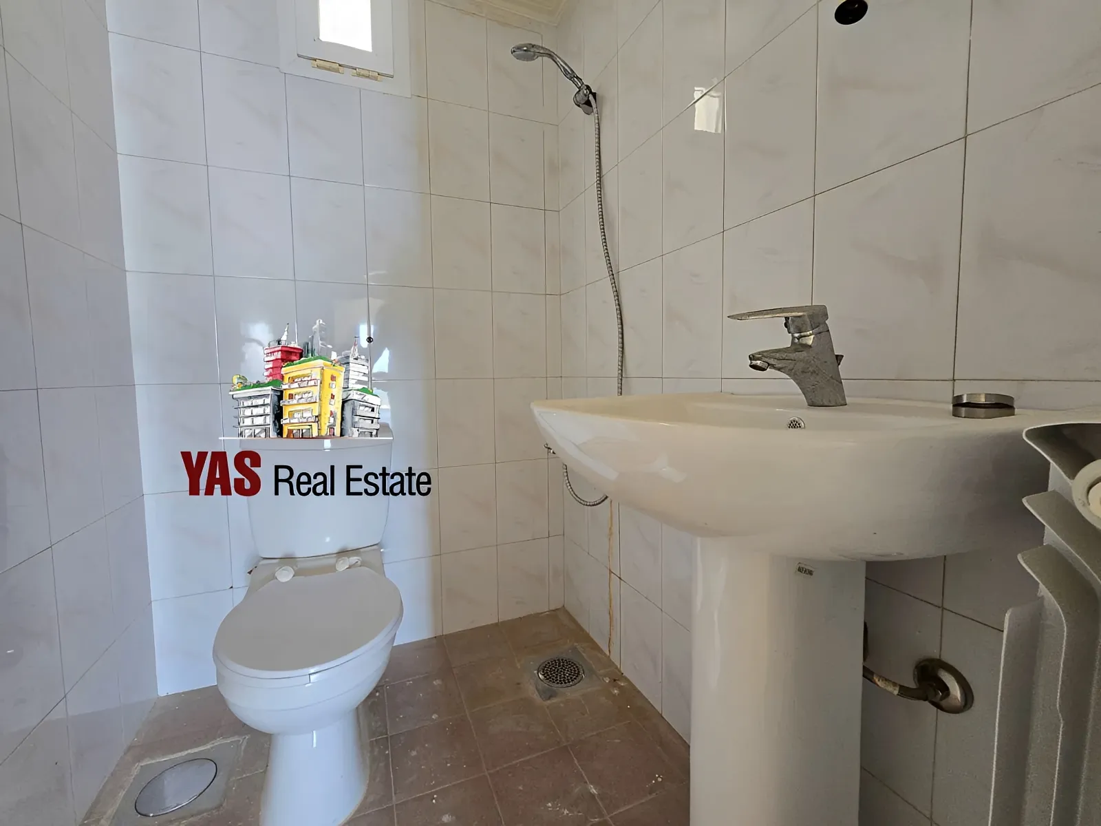 Apartment for Sale in Rayfoun - 3 bed, 3 bath