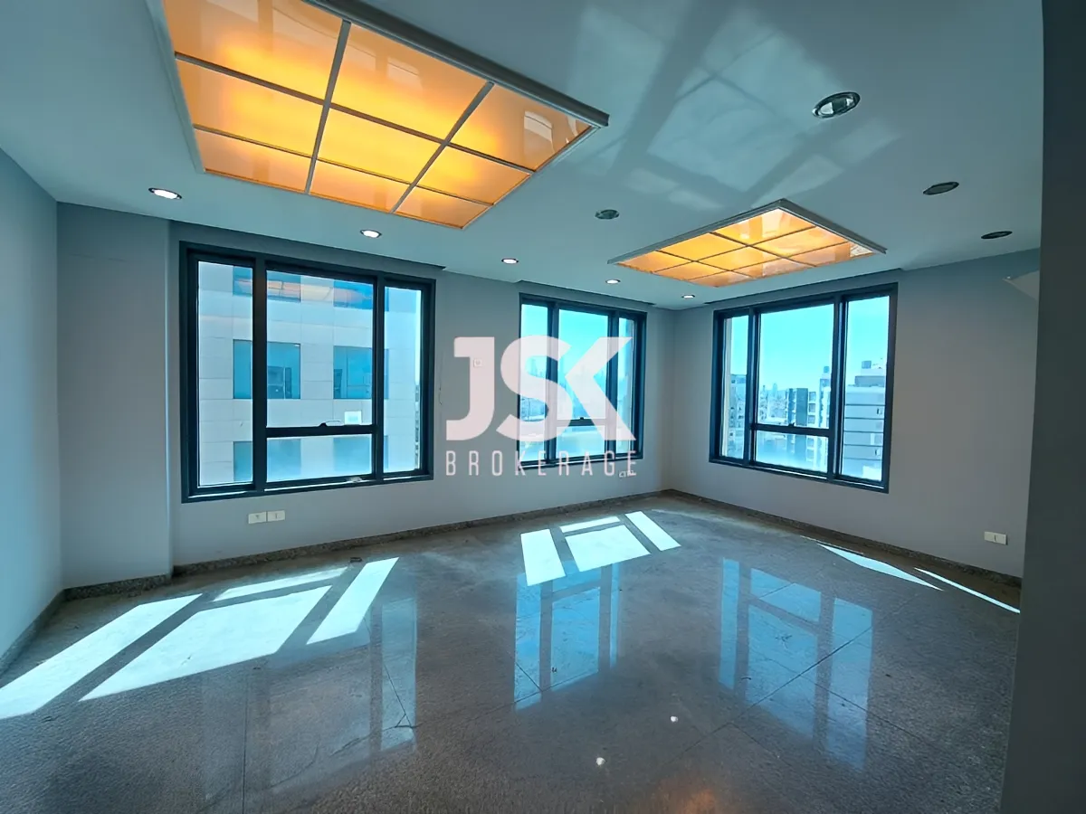 Office for rent in Baouchriyeh