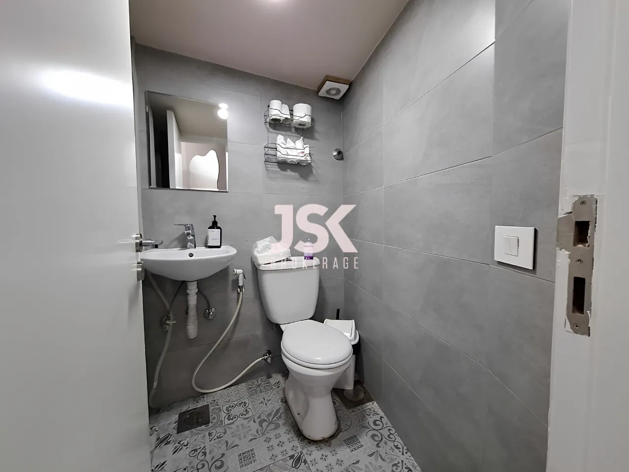 Shop for Rent in Kaslik