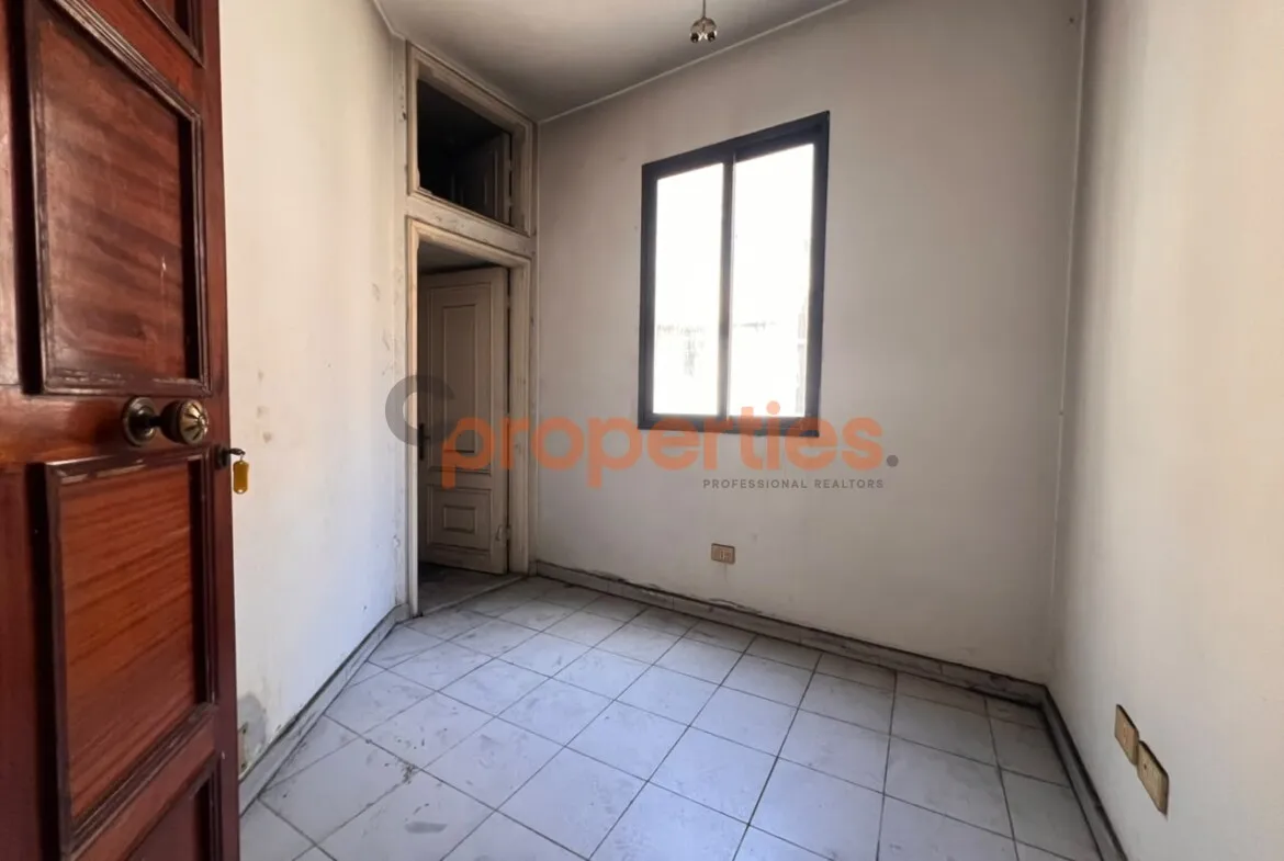 Office for Sale in Ain Al Mraiseh