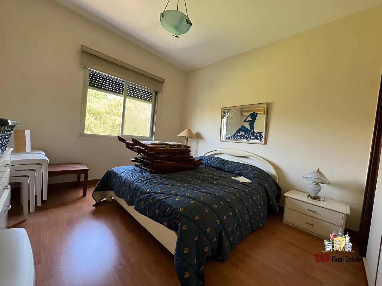 Apartment for Sale in Ballouneh