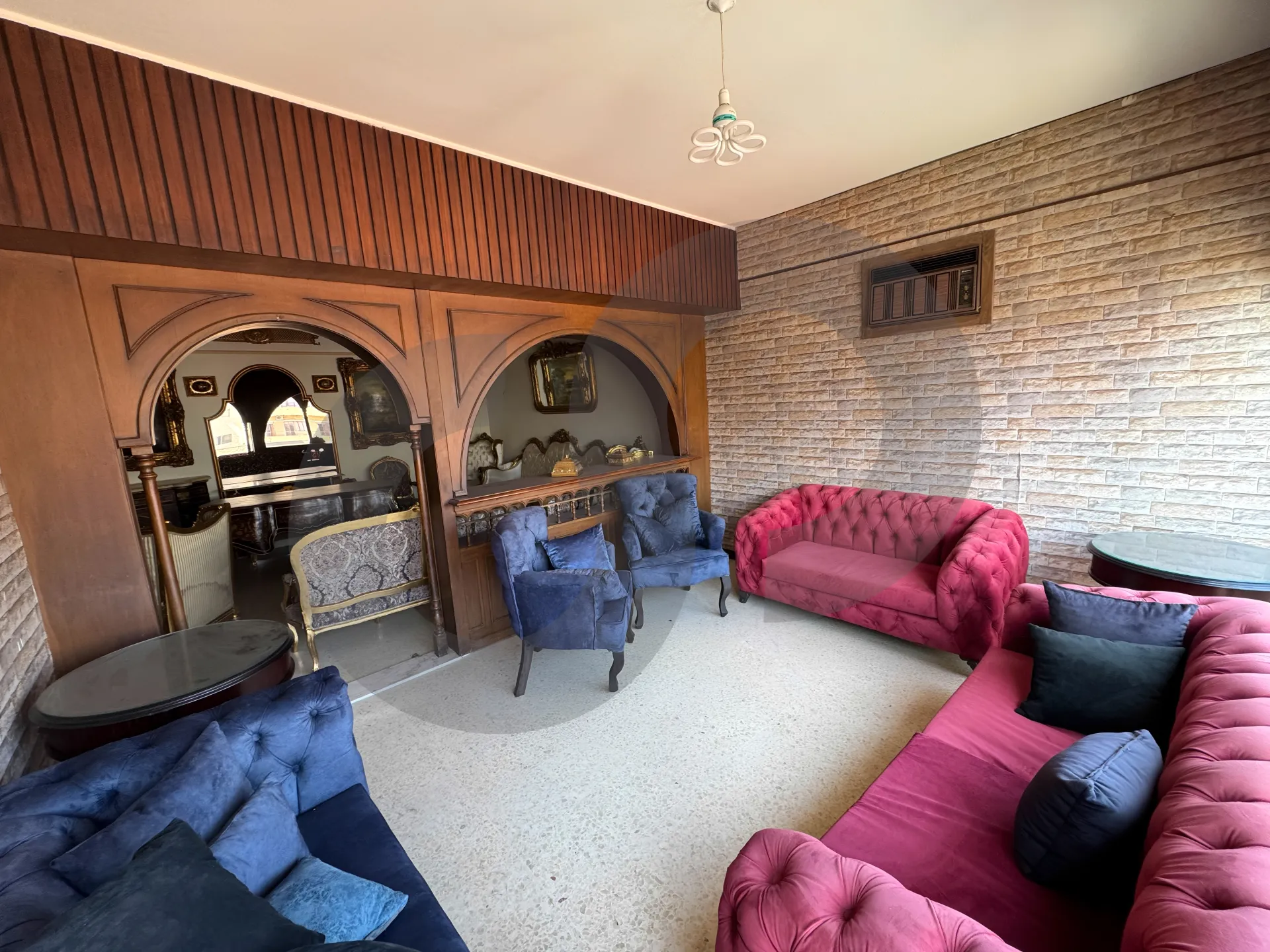 Building for Sale in Forn El Chebbak
