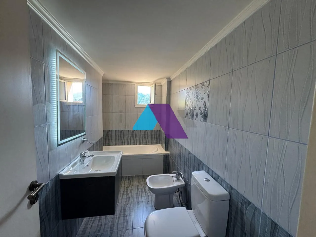 Apartment for Sale in Halat