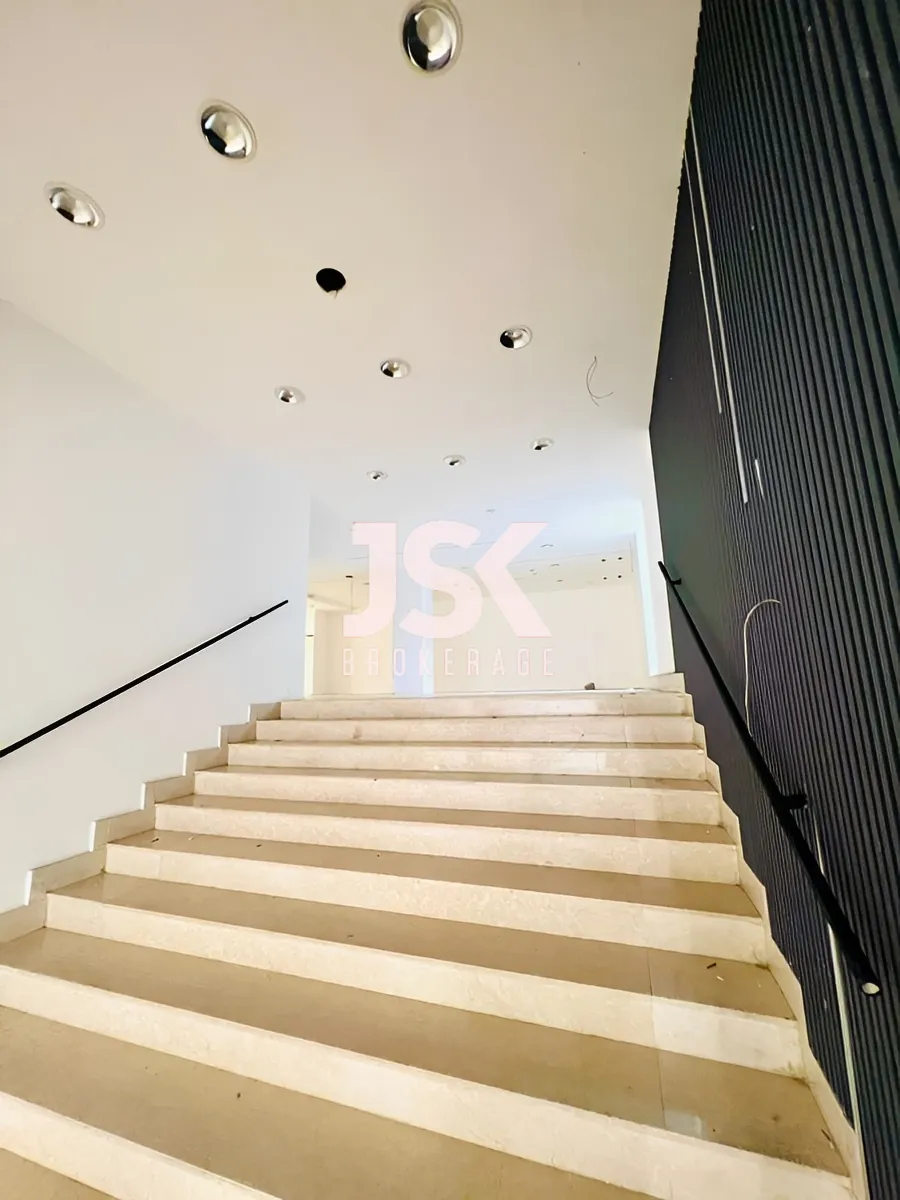 Showroom property for Rent in Jounieh, Lebanon