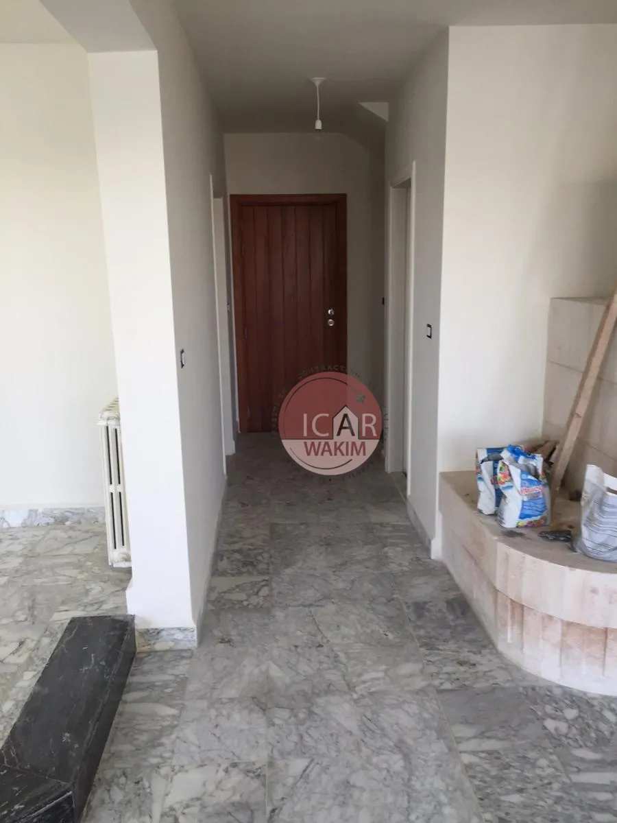 Triplex for Sale in Faqra - 4 bed, 3 bath