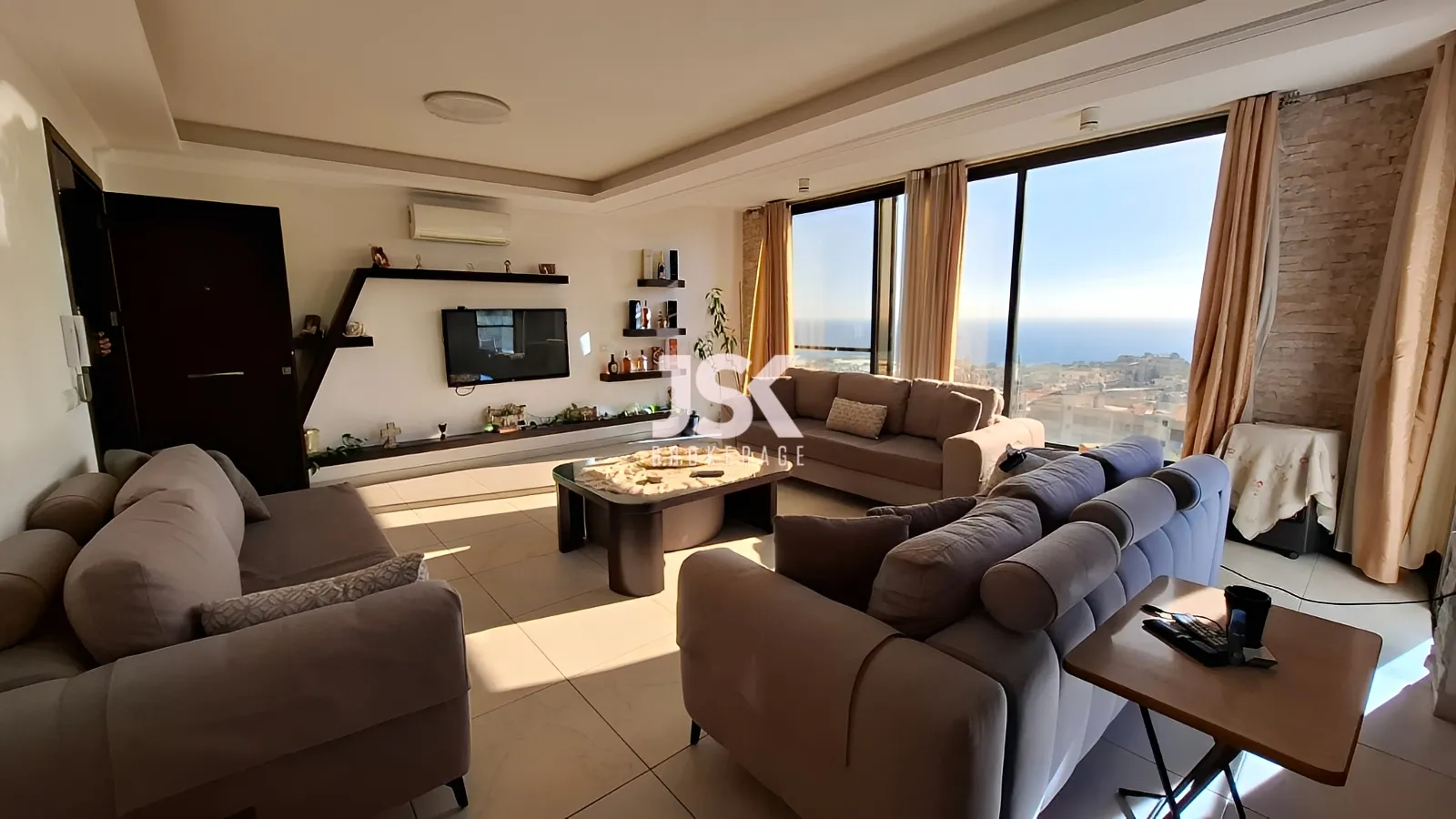 Apartment for Sale in Aamchit