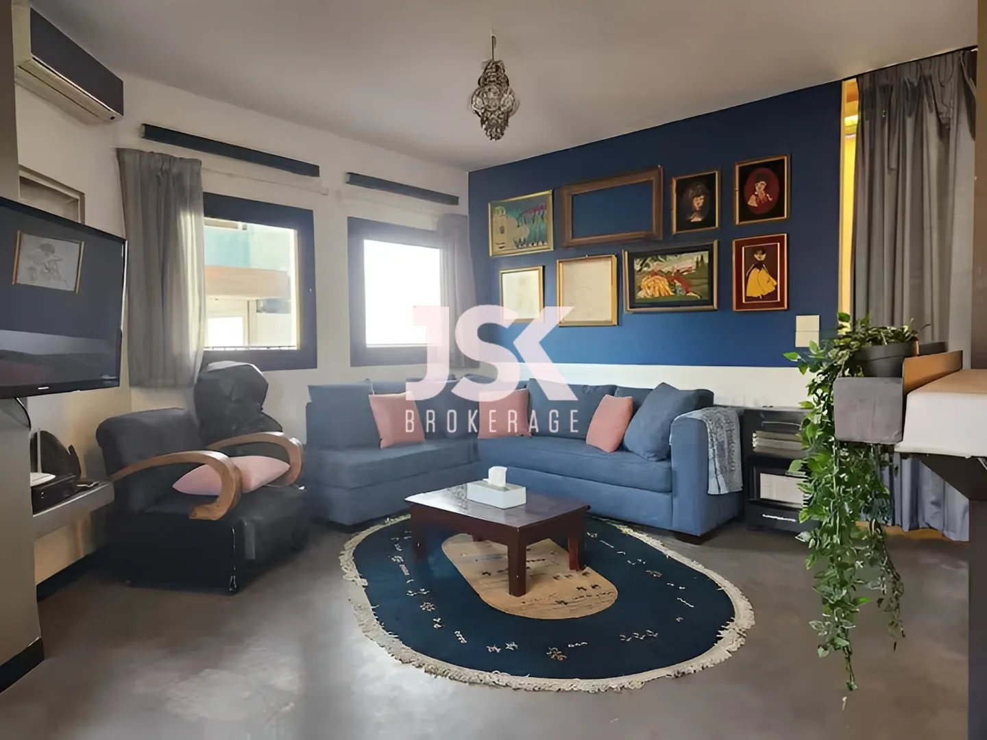 Apartment for sale in Mar Mikhael, Beirut, Lebanon - 1 bed, 1 bath