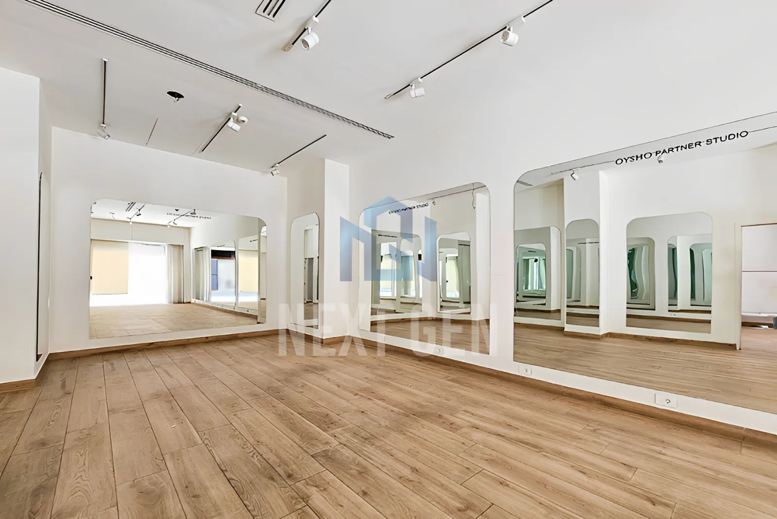 Shop for Rent in Downtown