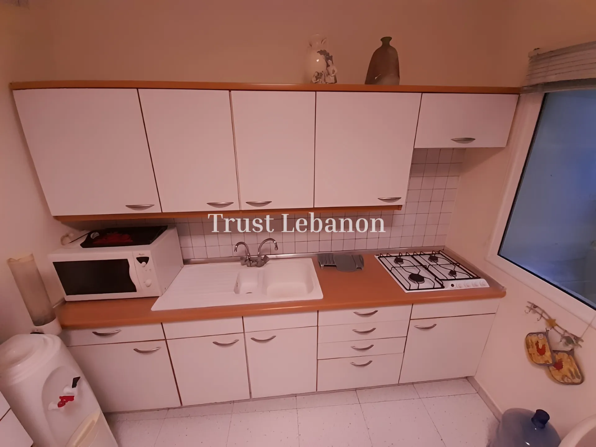 Office for rent in Horch Tabet, Lebanon