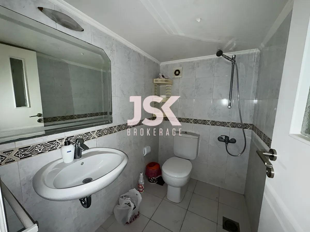 Apartment for Sale in Ain el remmeneh, Lebanon