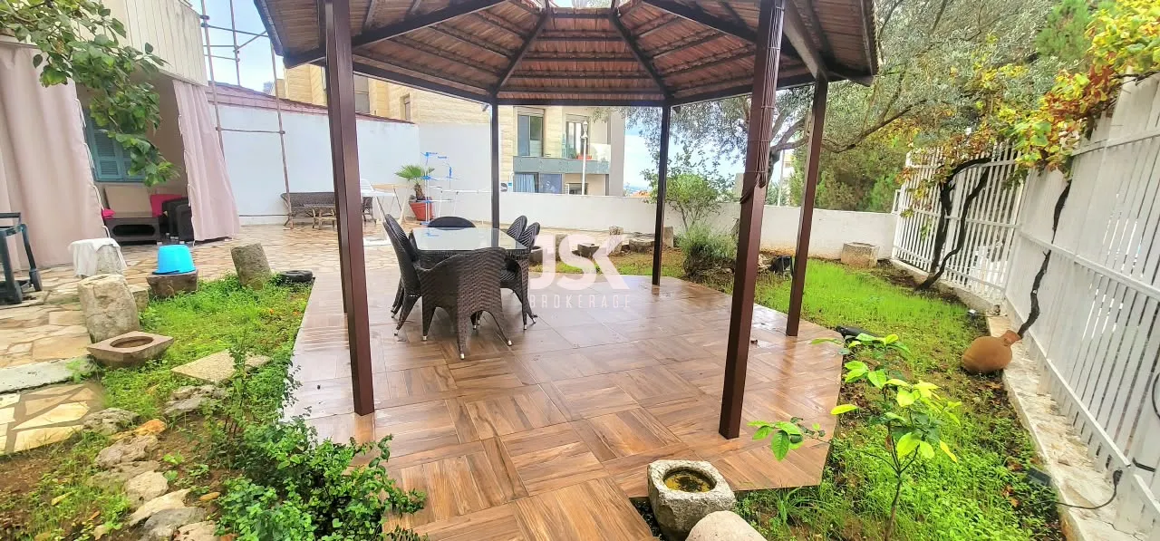Apartment for Sale in Ajaltoun