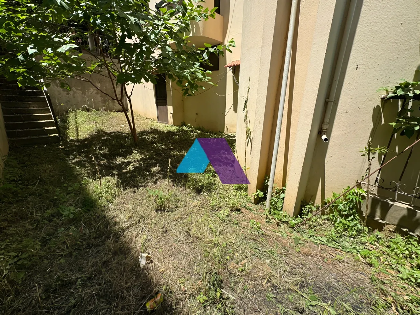 Residential Building for sale in Bouar, Lebanon