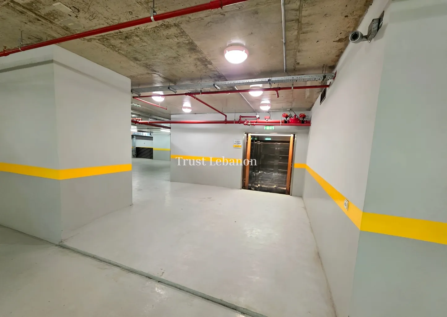 Commercial Commercial for rent in Achrafieh, Beirut, Lebanon