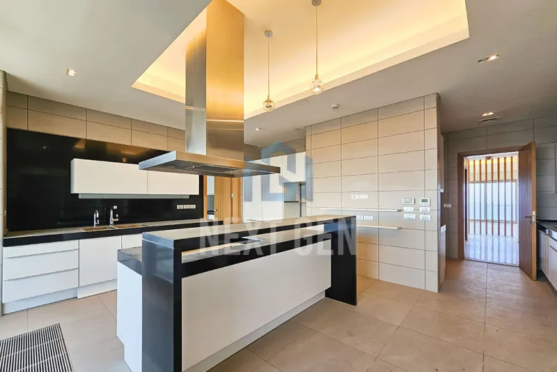 Apartment for Rent in George Haimari