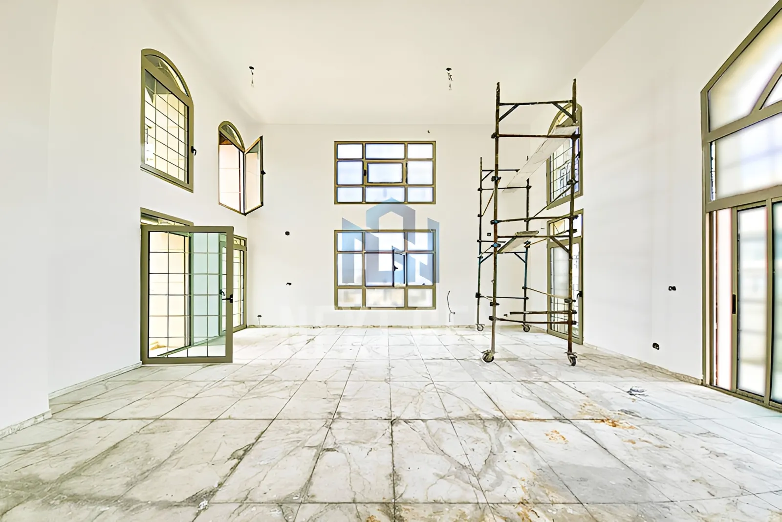 Apartment for Sale in Tallet El Khayyat - 4 bed, 6 bath