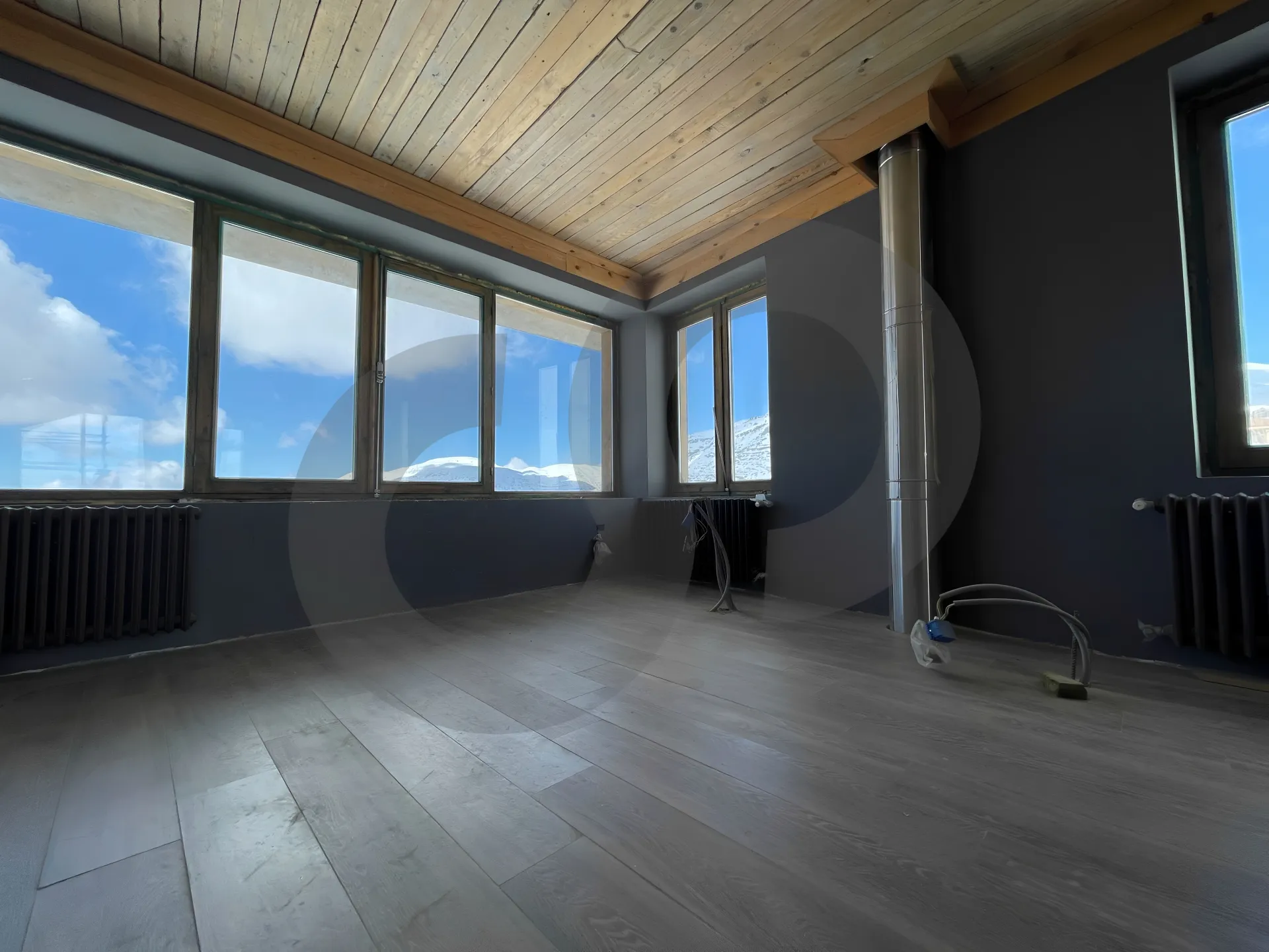 Villa for Sale in Faraya