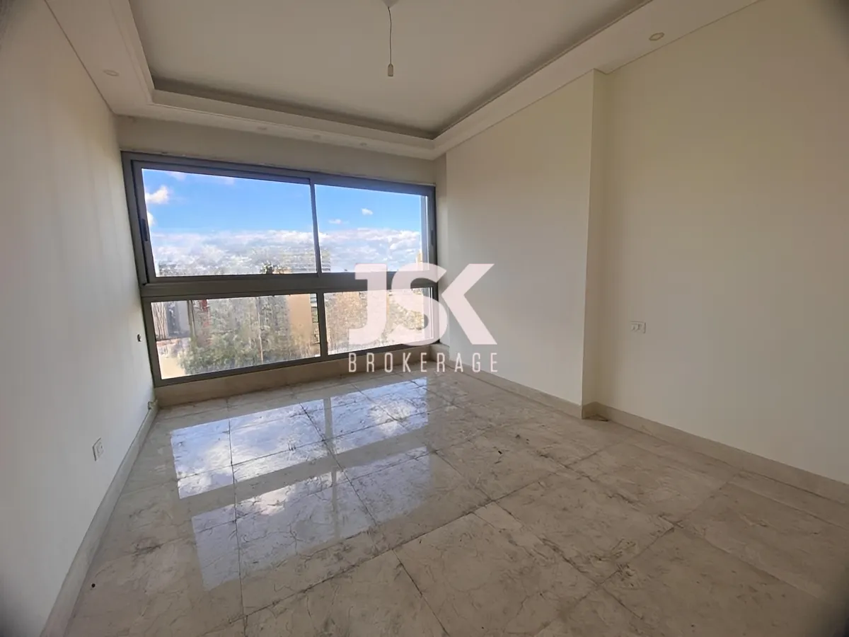 Apartment for Sale in Spears, Beirut, Lebanon