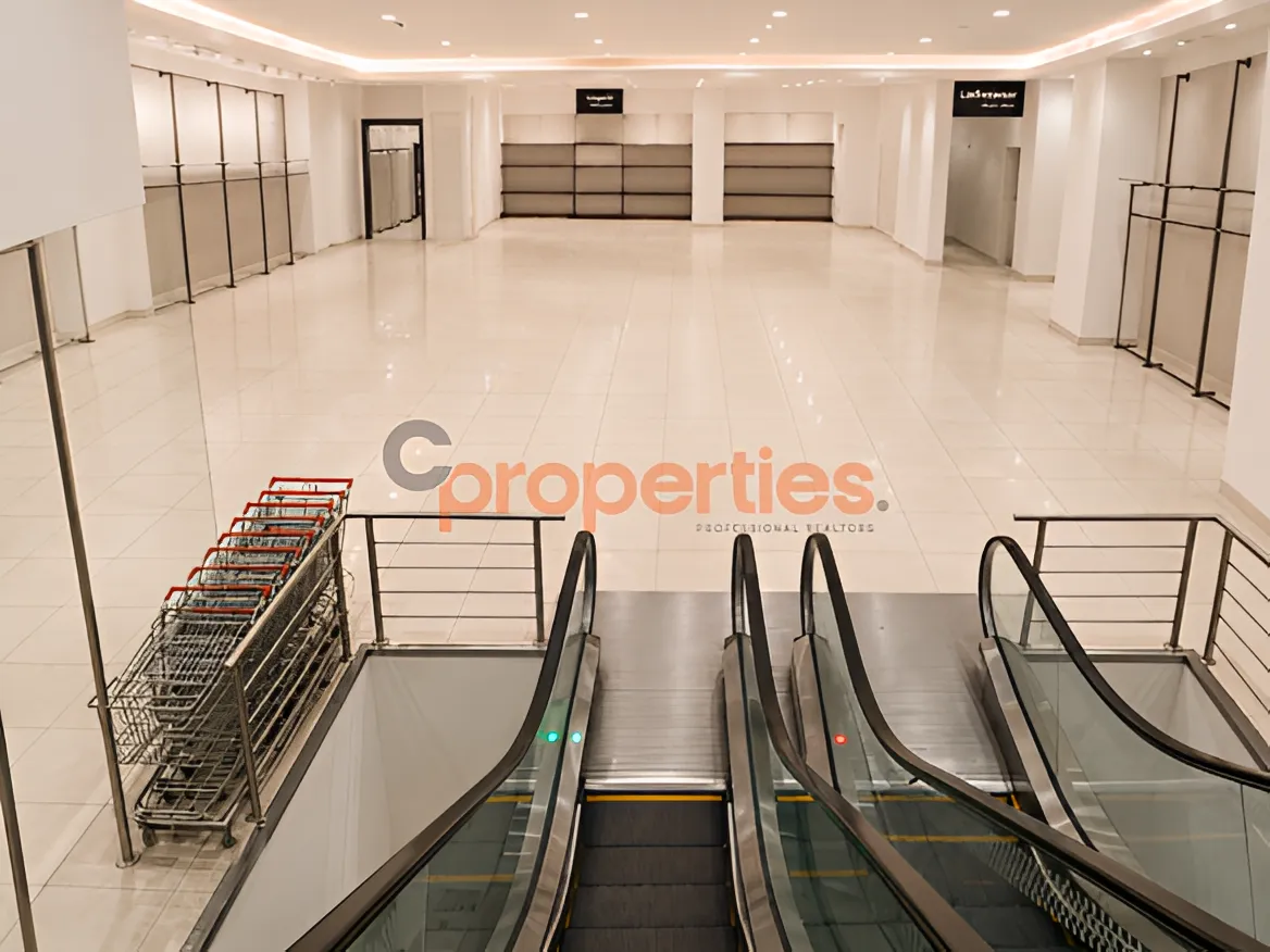 Shop for Rent in Hamra