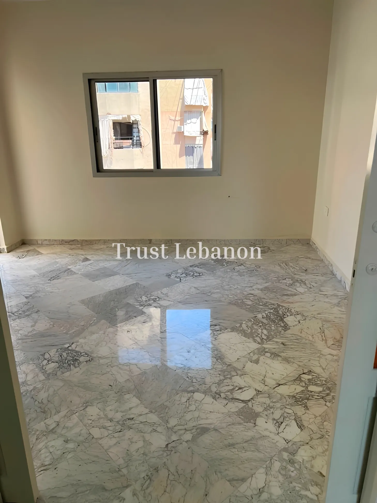 Apartment for sale in Chiyah, Lebanon