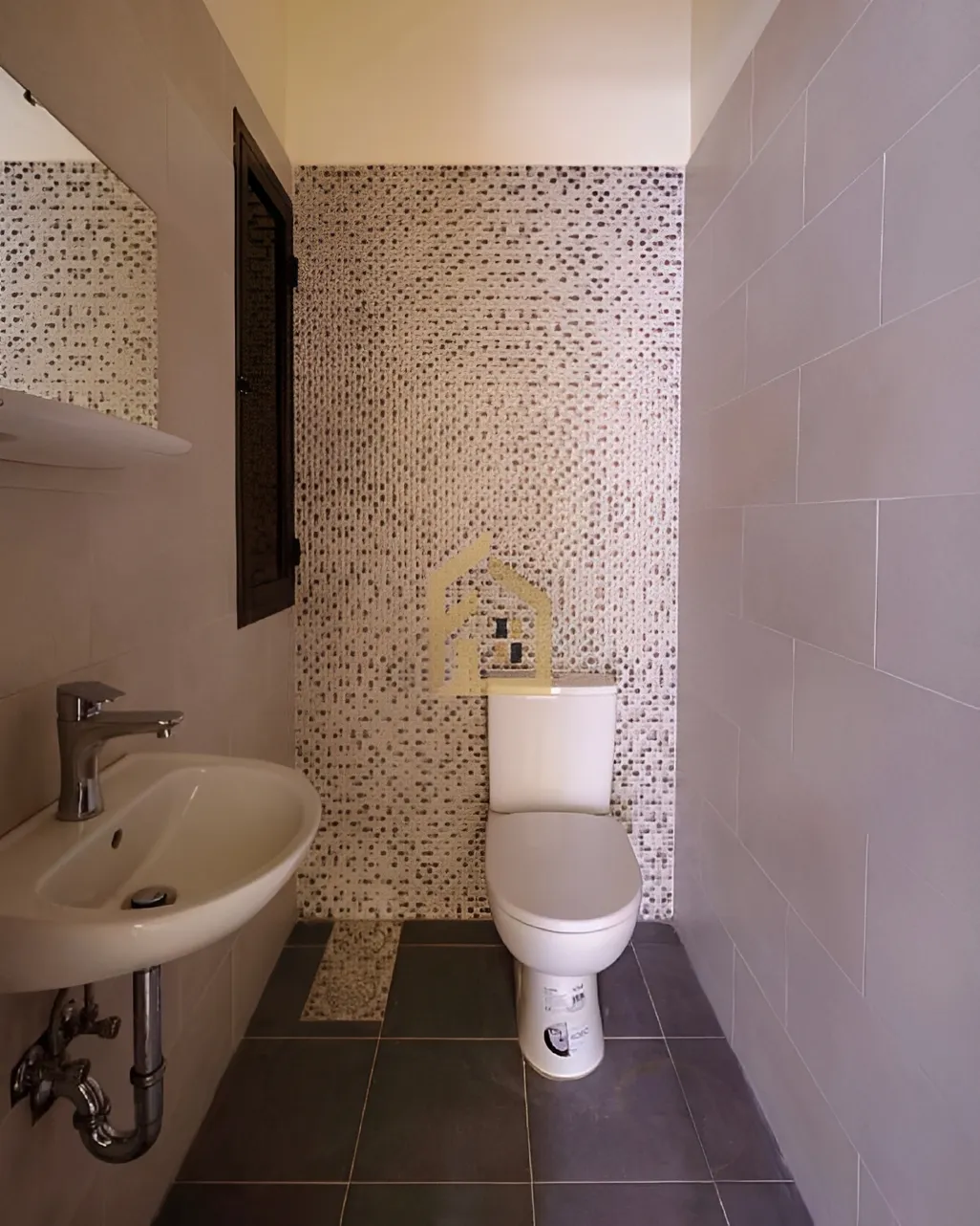 Apartment for sale in Hadath, Lebanon - 2 bed, 2 bath
