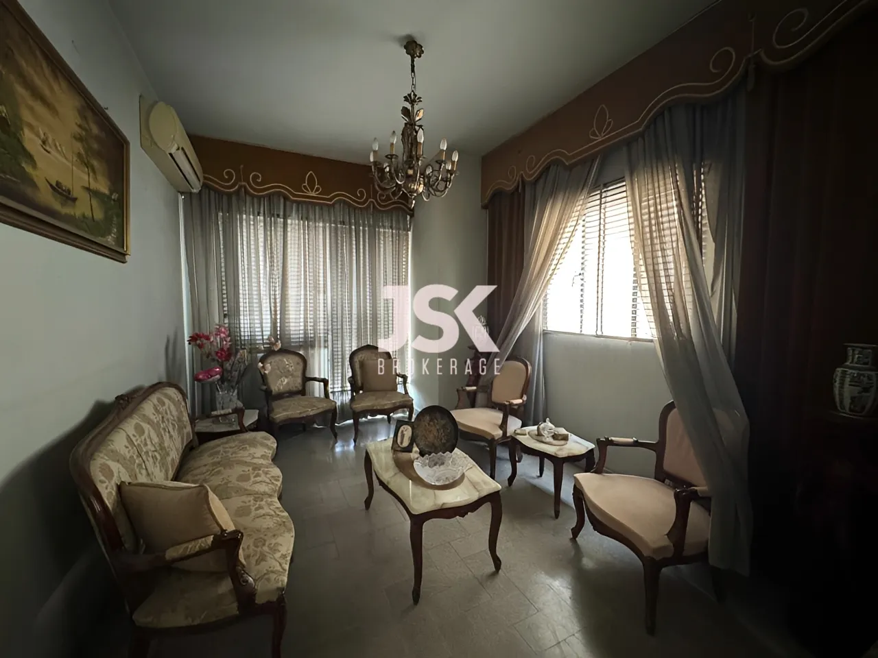 Apartment for Sale in Ain El Remmaneh - 2 bed, 107 bath