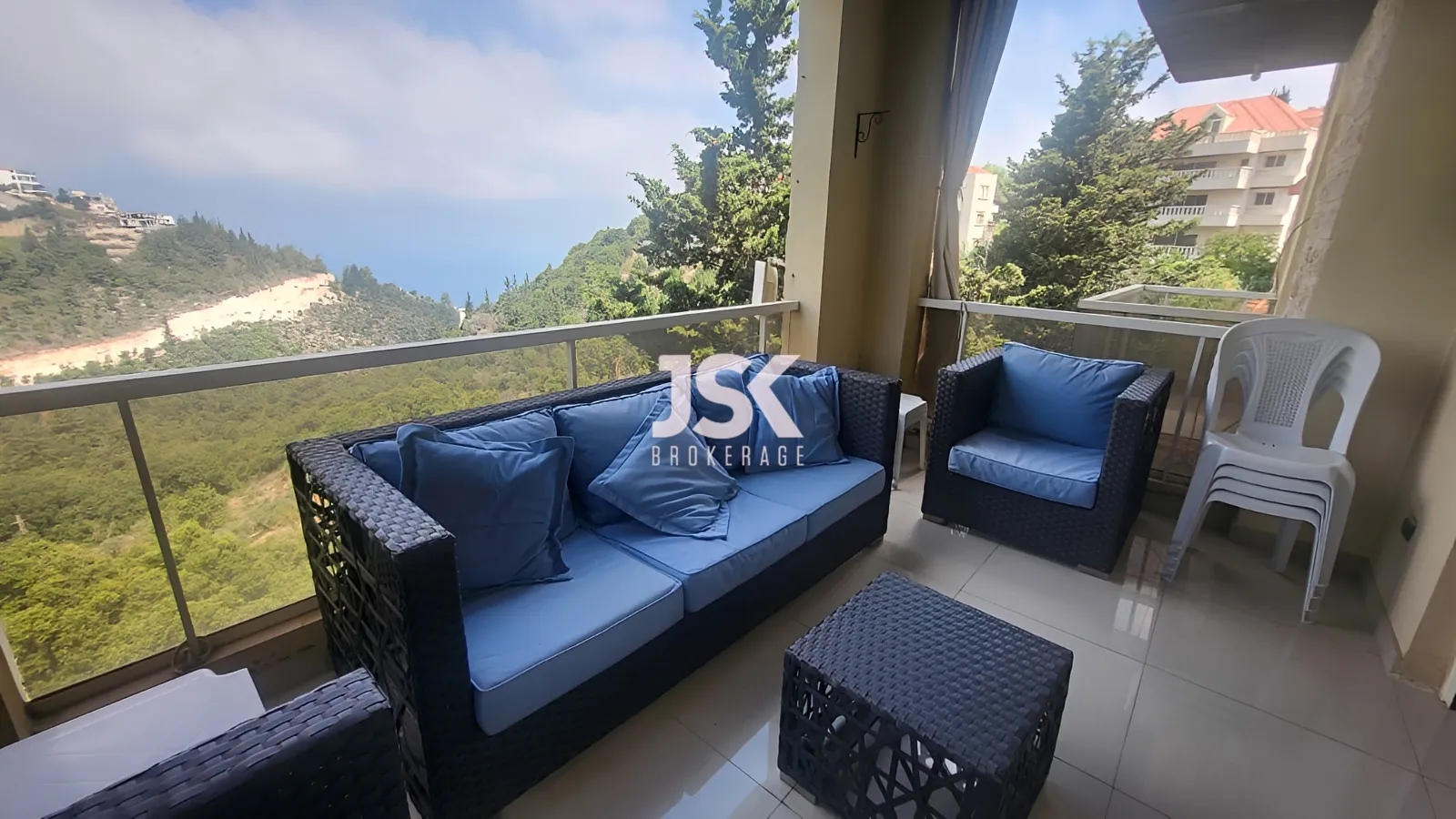 Apartment for Rent in Fatqa - 3 bed, 3 bath
