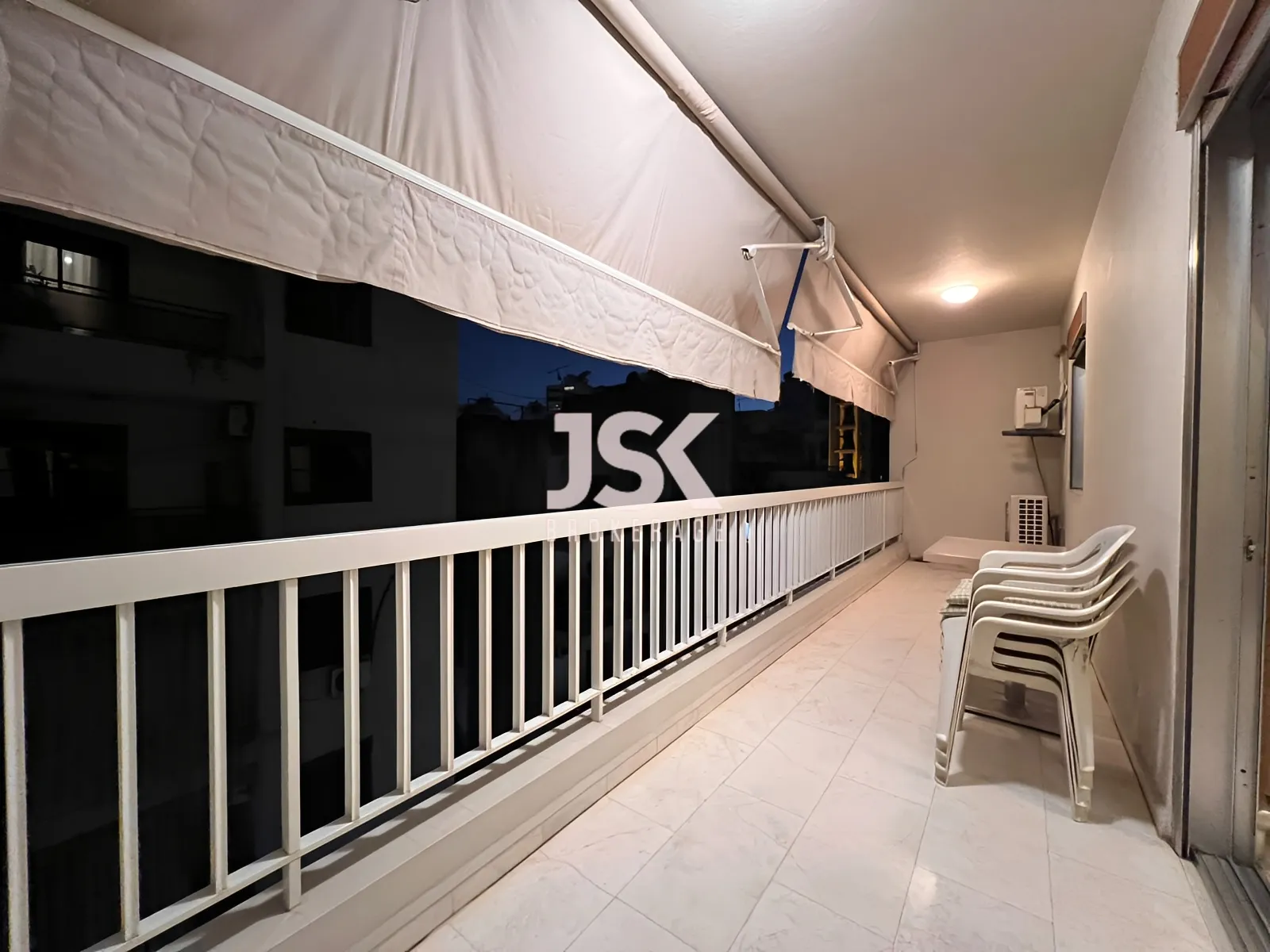 Apartment for Sale in Forn El Chebbak