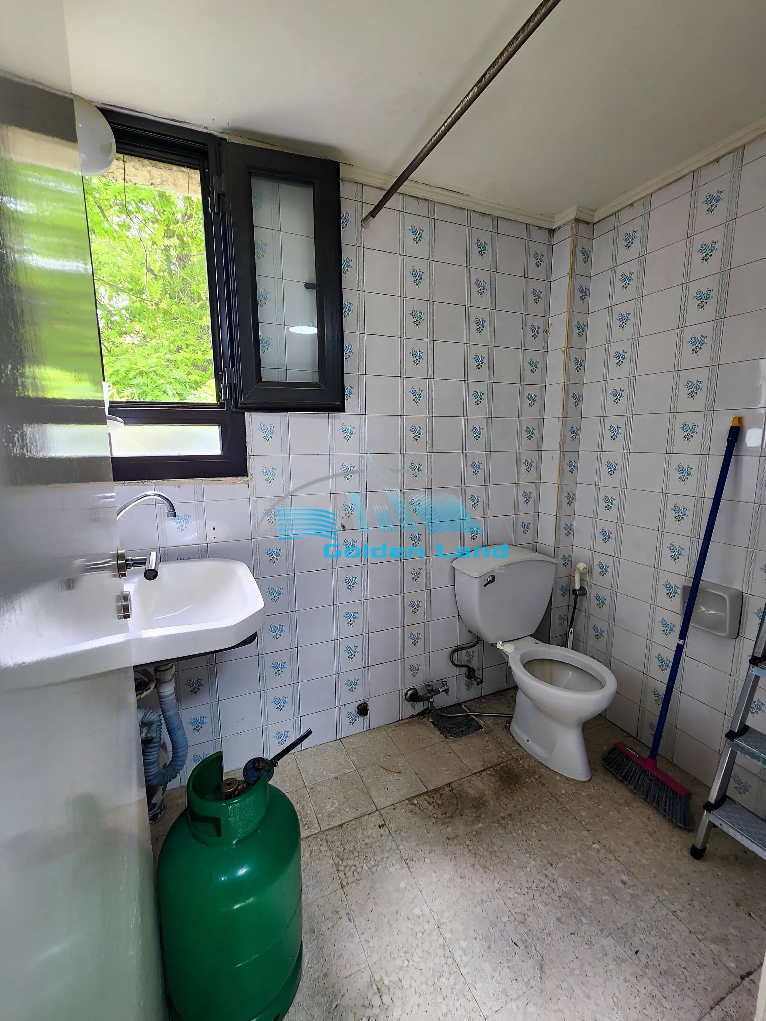 Apartment for Rent in Baabdat