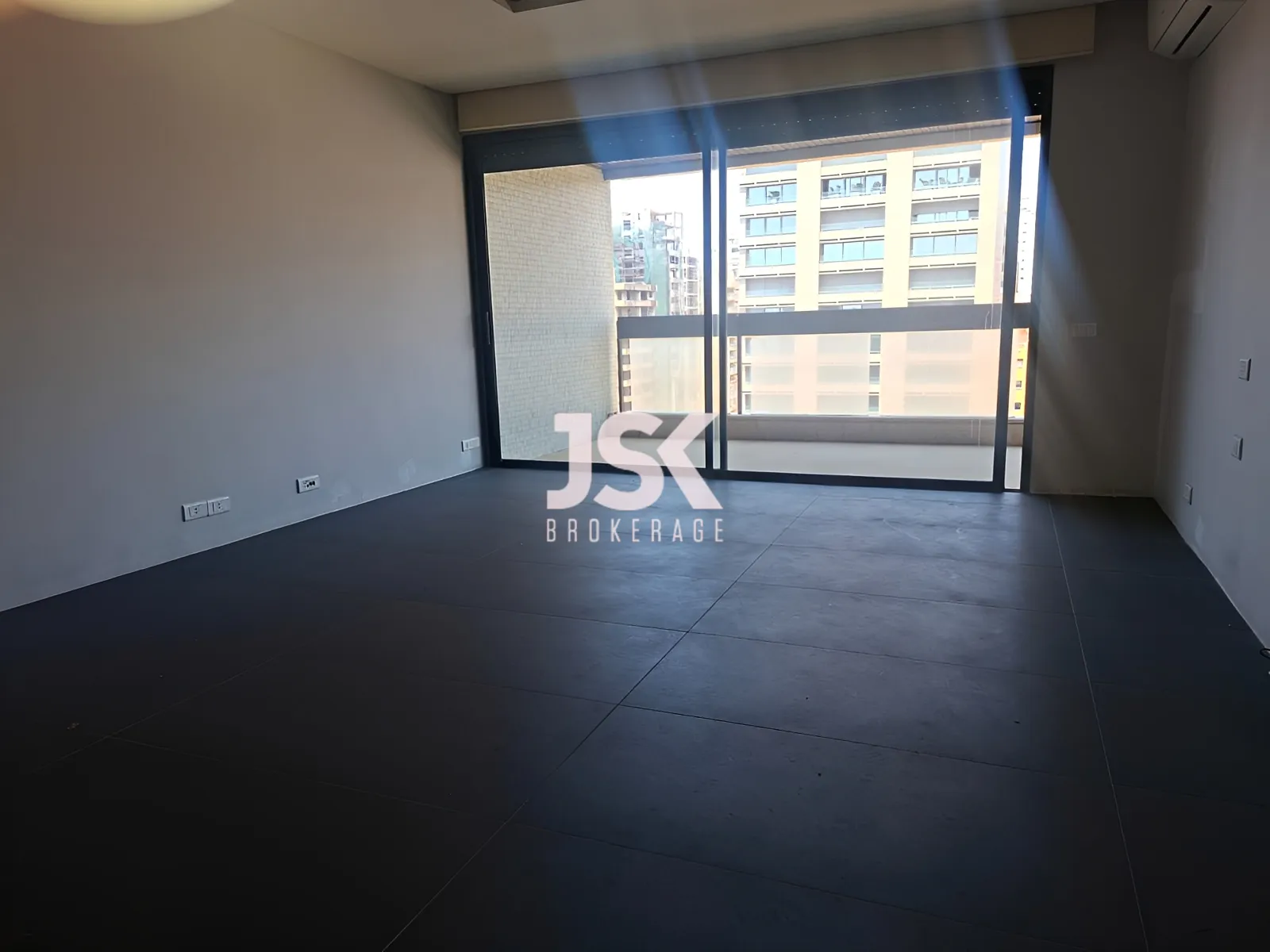 Apartment for Sale in Ramlet El Baida