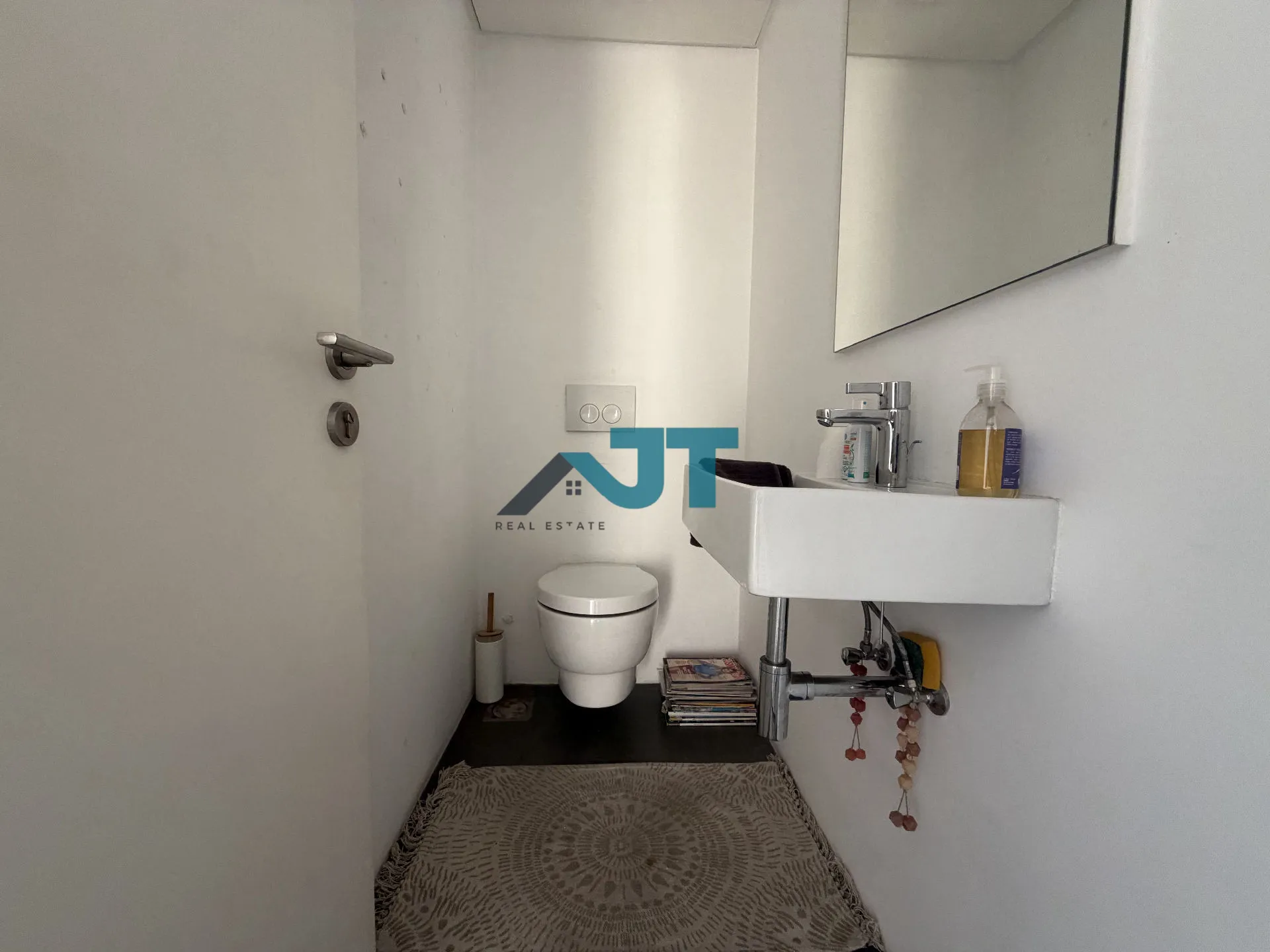 Apartment for rent in Achrafieh, beirut, lebanon