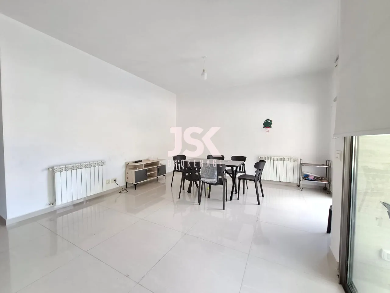 Apartment for Sale in Adma w Dafnah