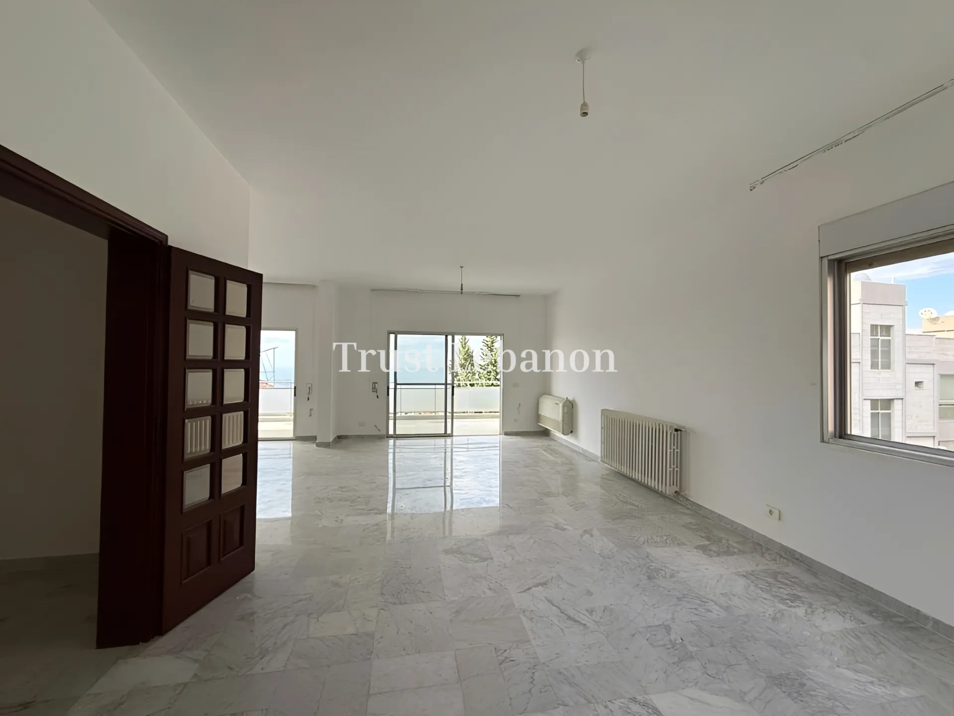Apartment for rent in Ain Saadeh