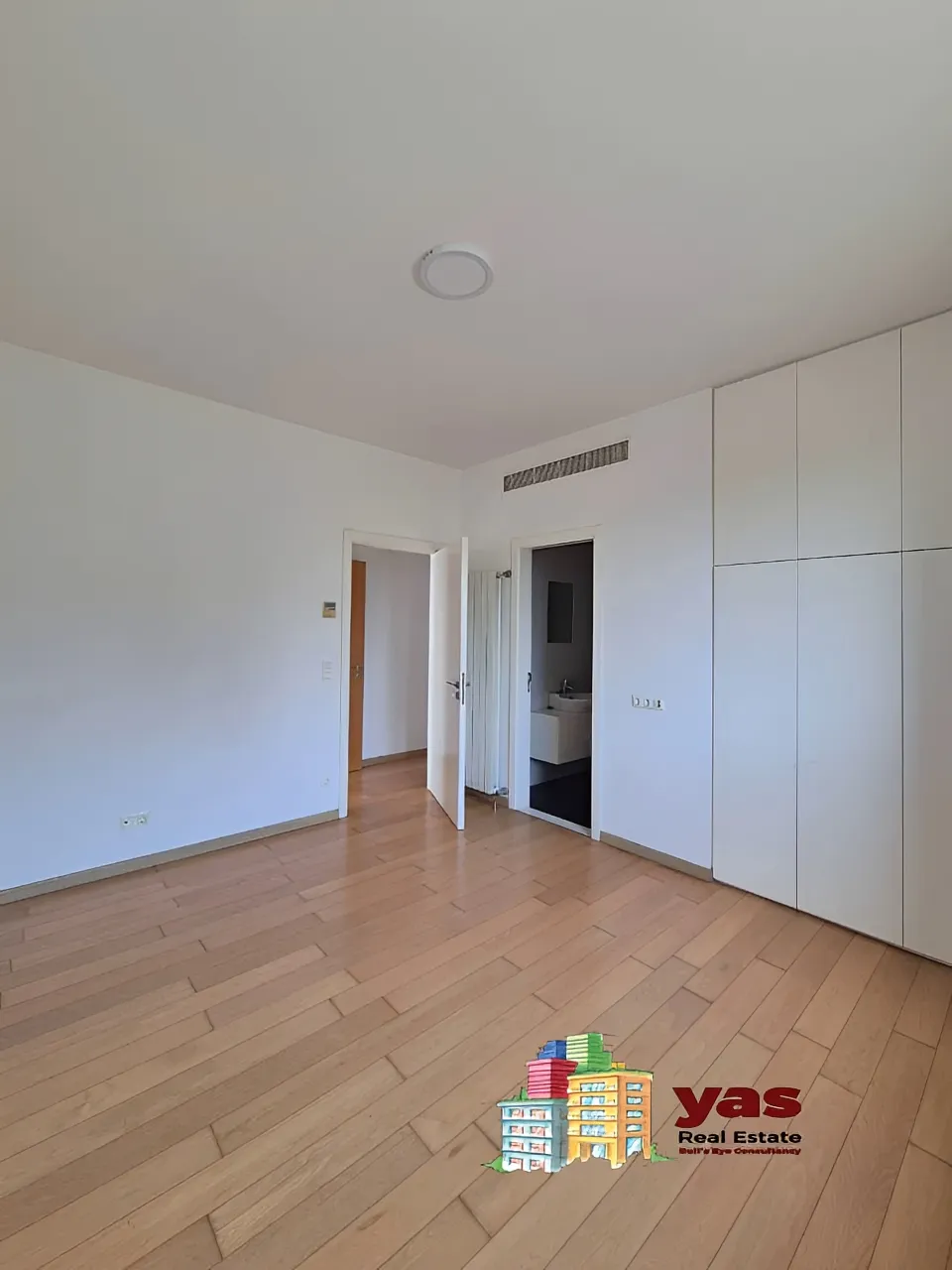Apartment for Sale in Ain Al Mraiseh