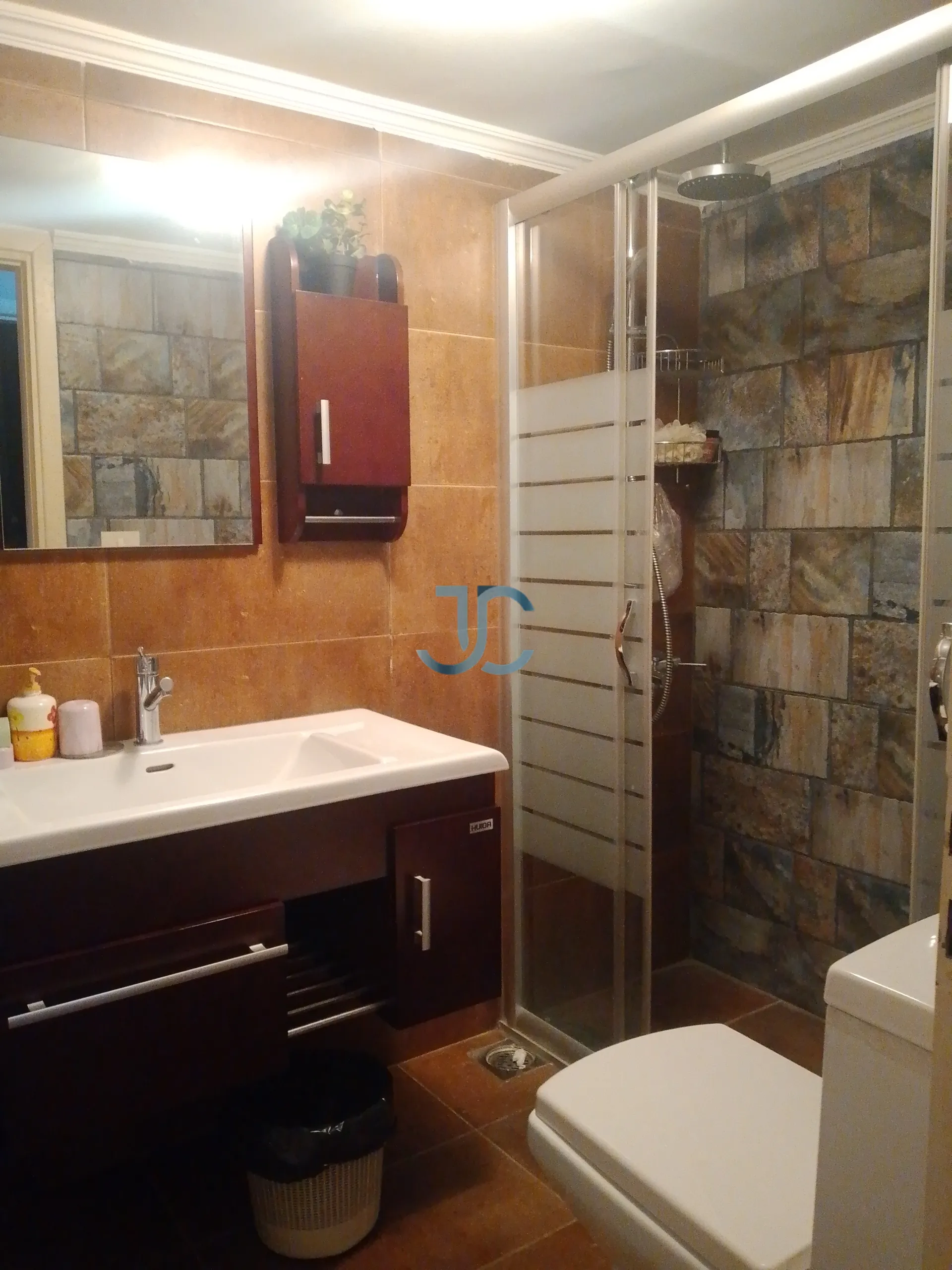Apartment for sale in Haret Sakher