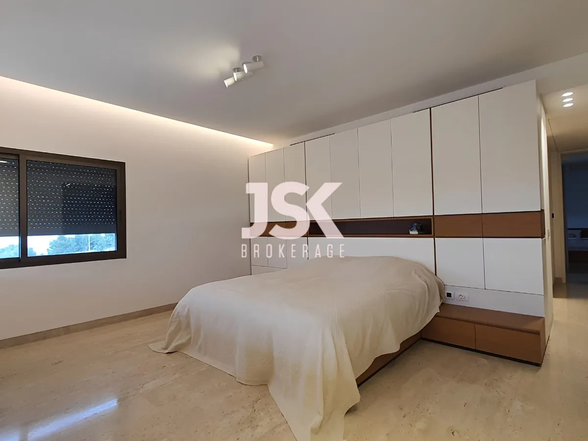 Penthouse for Sale in Adma w Dafnah