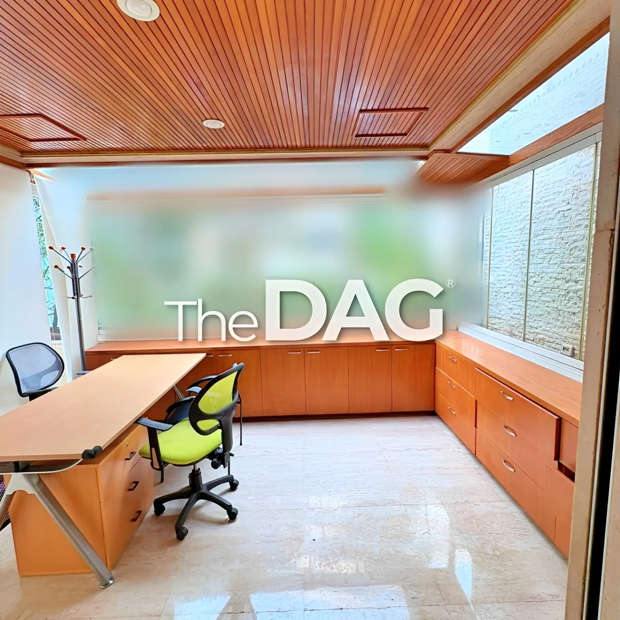 Apartment for rent in Caree d'or, Achrafieh
